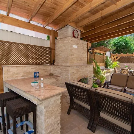 Βίλα Villa Daniela Πρωταράς