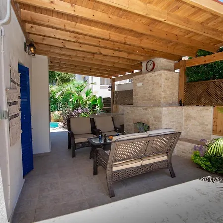Villa Daniela Βίλα *