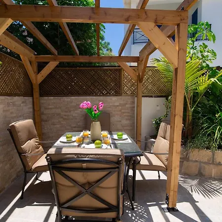 Βίλα Villa Daniela Πρωταράς