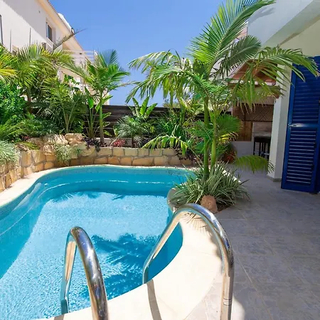 Villa Daniela Βίλα *